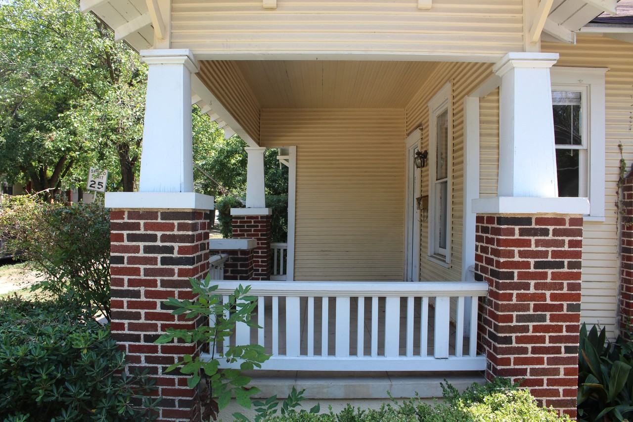 2826 Salado St - Photo 3 of 45