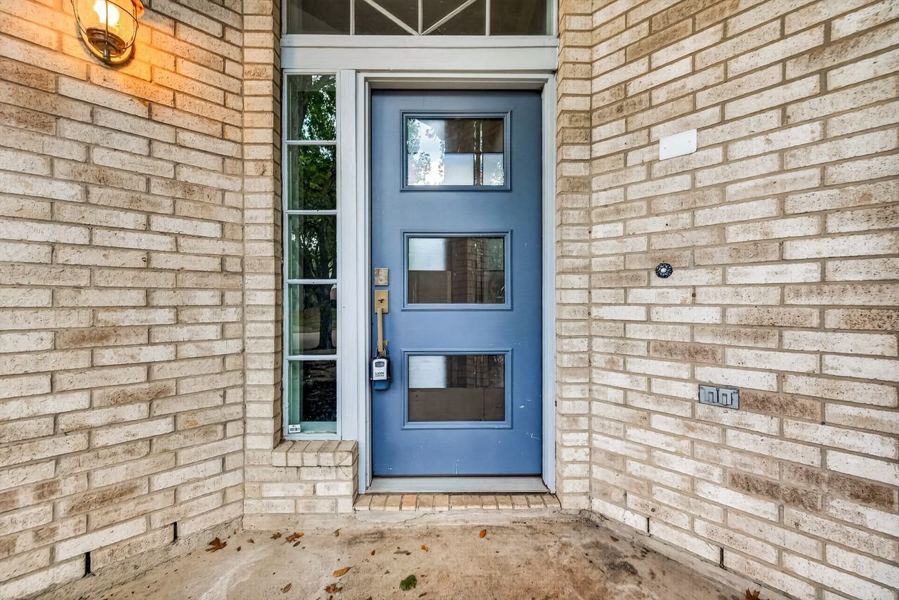 5811 Prade Ranch Ln - Photo 2 of 42