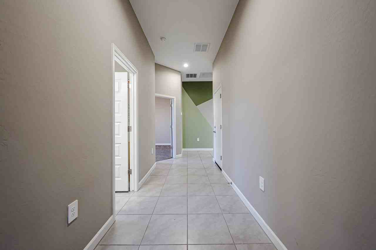 41027 W Shaver Dr - Photo 5 of 47