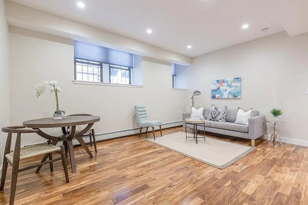 38 Saint Botolph St #B3 - Photo 5 of 16