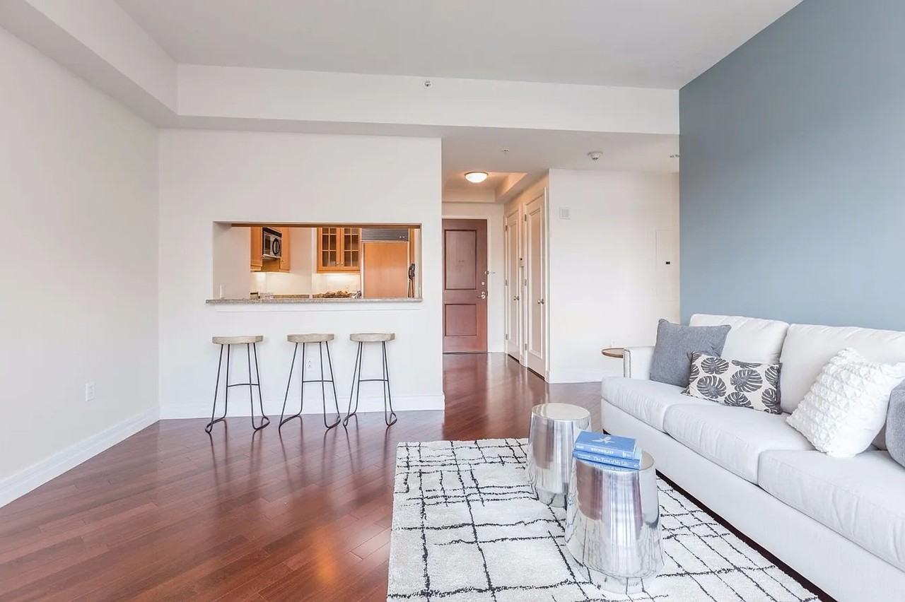 1 Avery St #18E - Photo 2 of 9