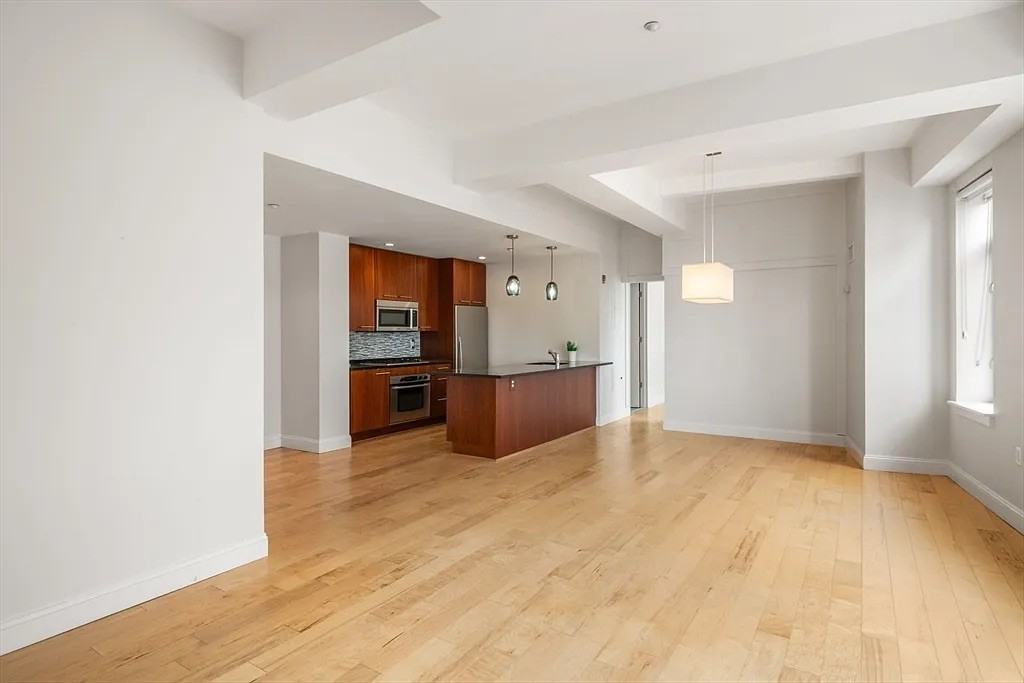 35 Fay St #607 - Photo 2 of 12