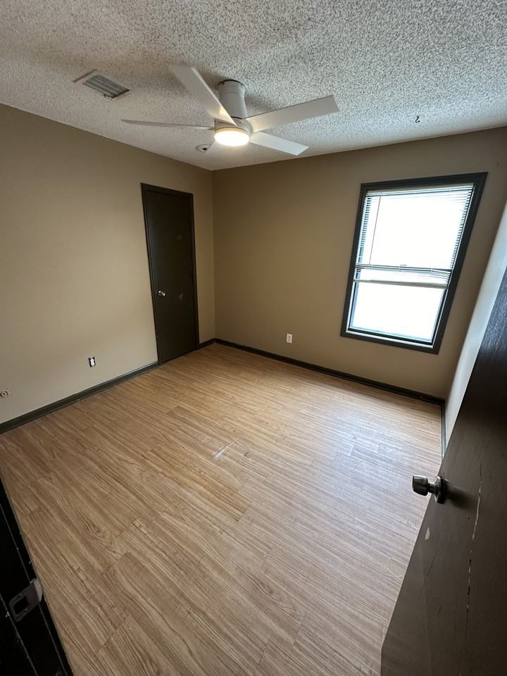 14009 Dunoon St - Photo 4 of 10