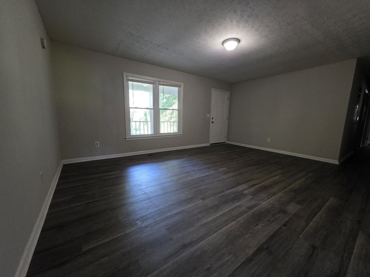 105 Knob Ave - Photo 6 of 10