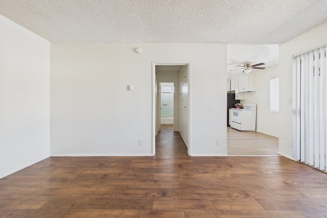 Sepulveda Manhattan Apartments - Photo 3 of 50