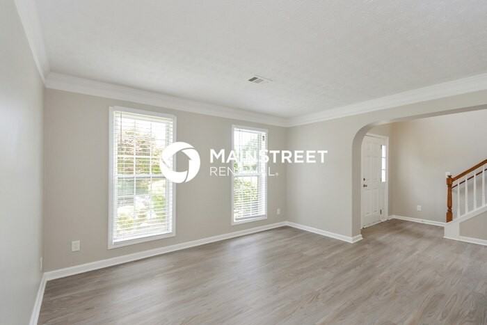 3432 Kittery Dr - Photo 3 of 17
