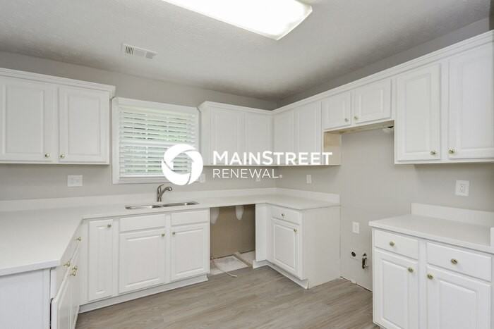 3432 Kittery Dr - Photo 6 of 17