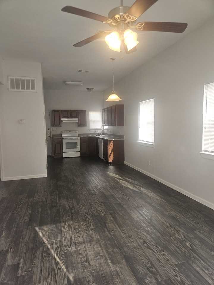 644 Mill St - B - Photo 3 of 9