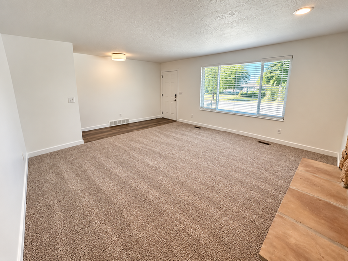 8913 S Renegade Rd - Photo 5 of 20