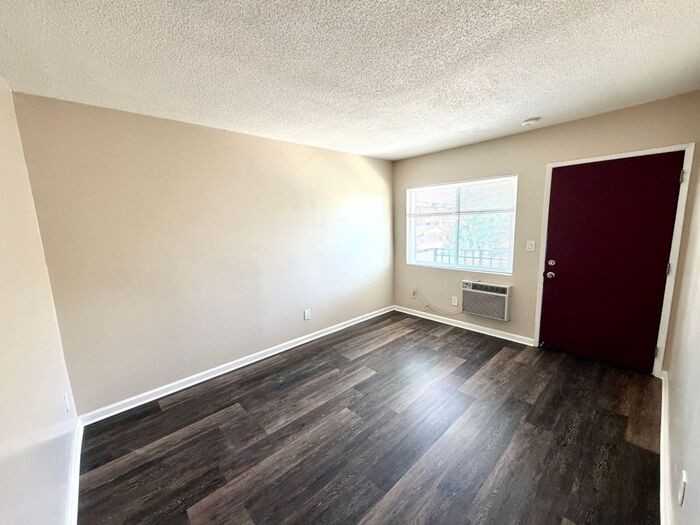 447 W Monterey Ave #14 - Photo 6 of 13