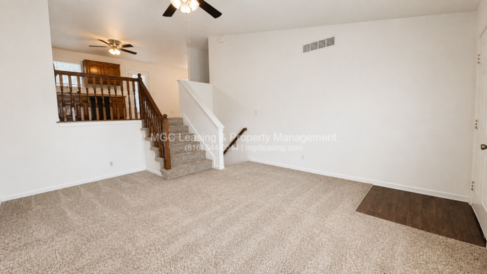 5934 Ne 42nd St - Photo 5 of 26