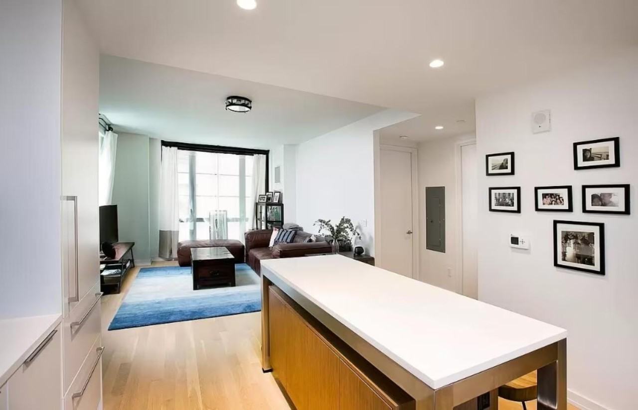 Lexington Ave #14T - Photo 3 of 7