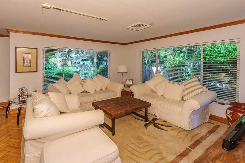 2930 Center Ave - Photo 2 of 5