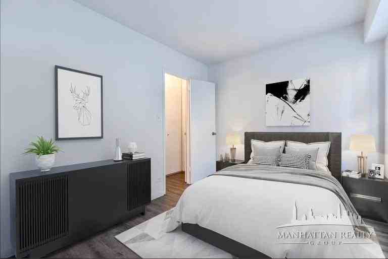 E 46th St #5G - Photo 3 of 7