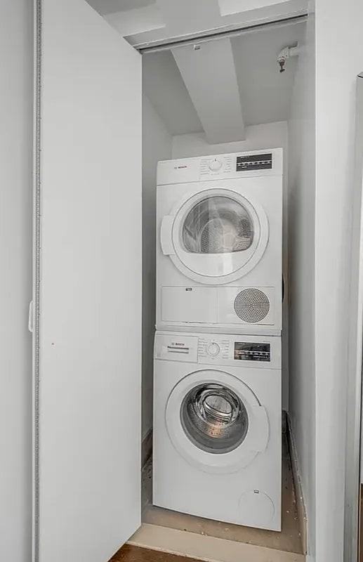 181 Front St #4R - Photo 5 of 10