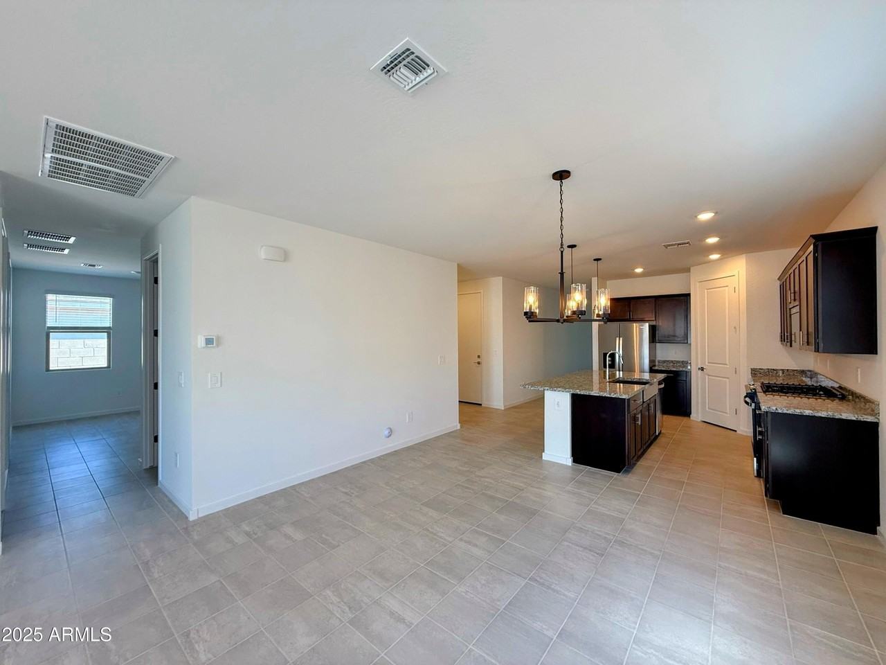 4164 W Yolanda Ln - Photo 5 of 27