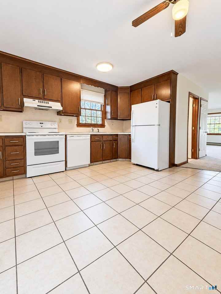 13 Holt St #56 - Photo 4 of 13