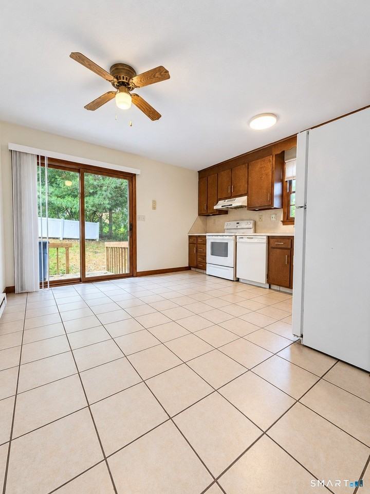 13 Holt St #56 - Photo 5 of 13