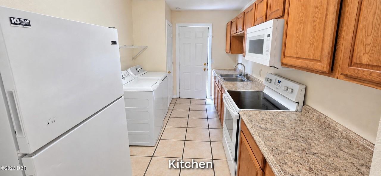 605 Northlake Blvd #59 - Photo 7 of 25
