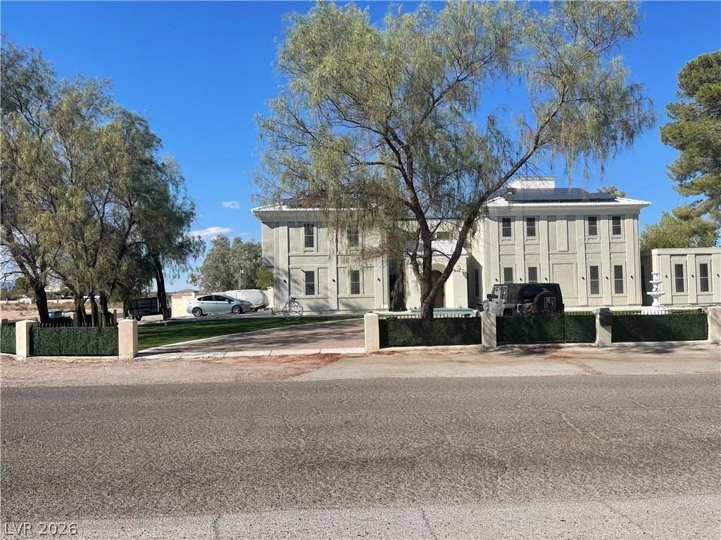 6480 W Oquendo Rd - Photo 2 of 50
