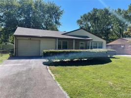 featured image of 20 Elvira Dr