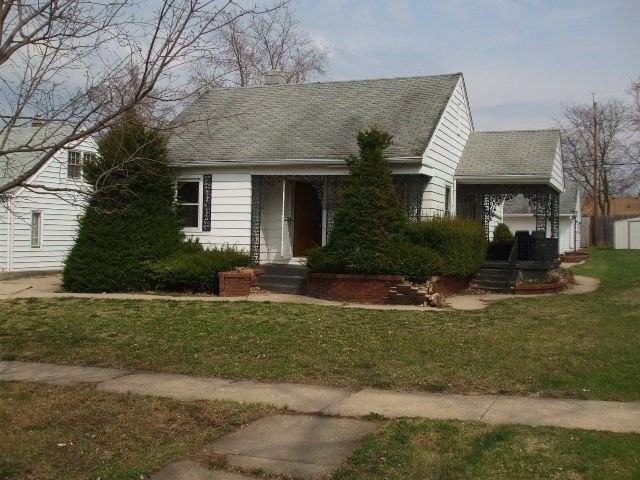 1016 S Independence Ave - Photo 3 of 13
