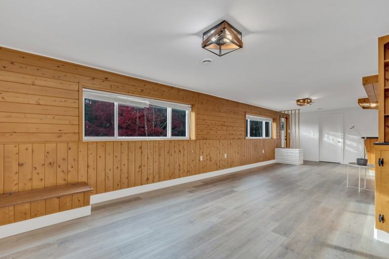 4167 Ranger Cres - Photo 4 of 17