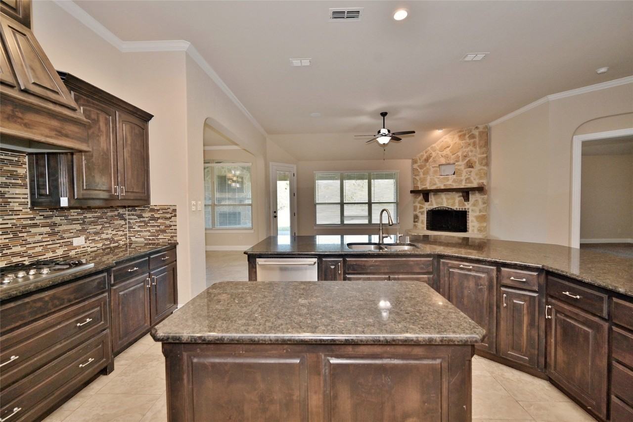 4095 Bridgecreek Dr - Photo 6 of 40