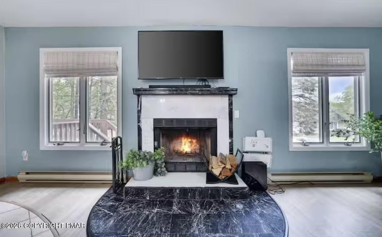 5692 Pembrook Dr - Photo 4 of 32