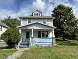 featured image of 104 Smith St
