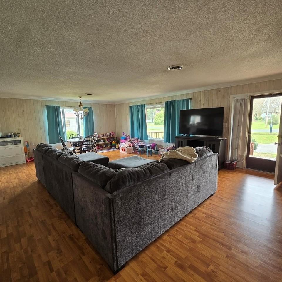 31338 Curratuck Rd - Photo 3 of 26
