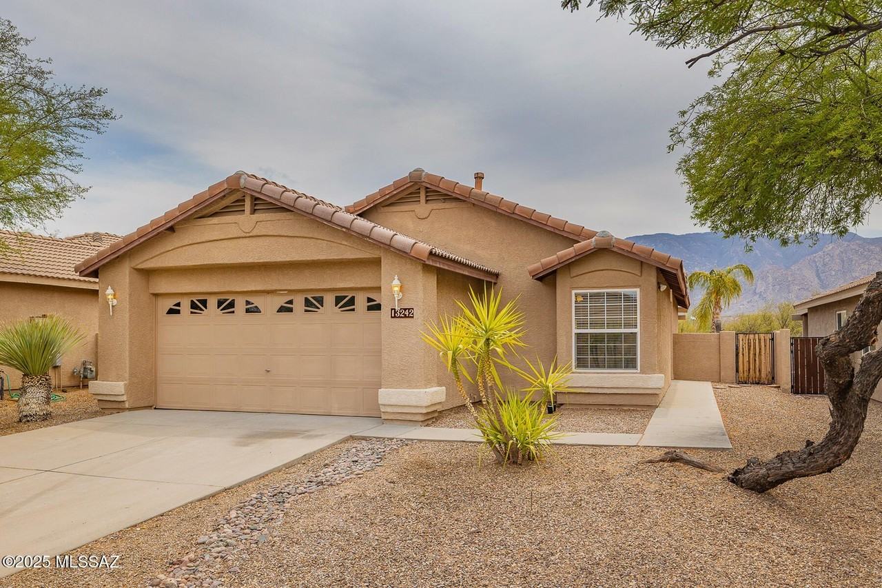13242 N Lost Artifact Ln