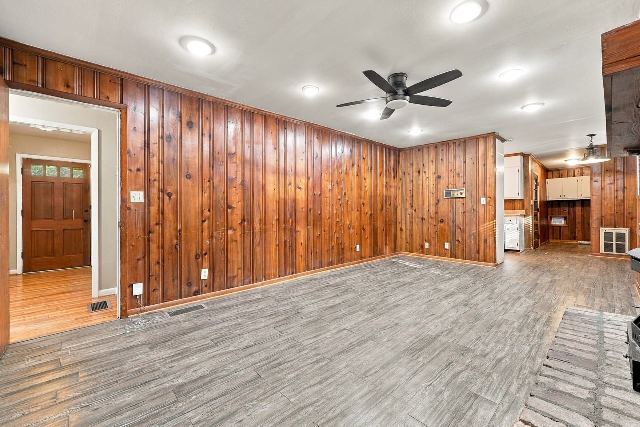 1134 Renee Drive - Photo 3 of 22