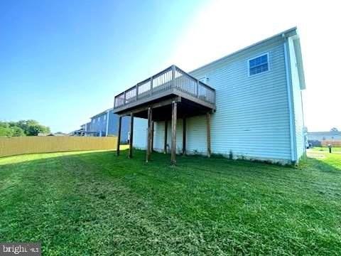 91 Melville Dr - Photo 3 of 10