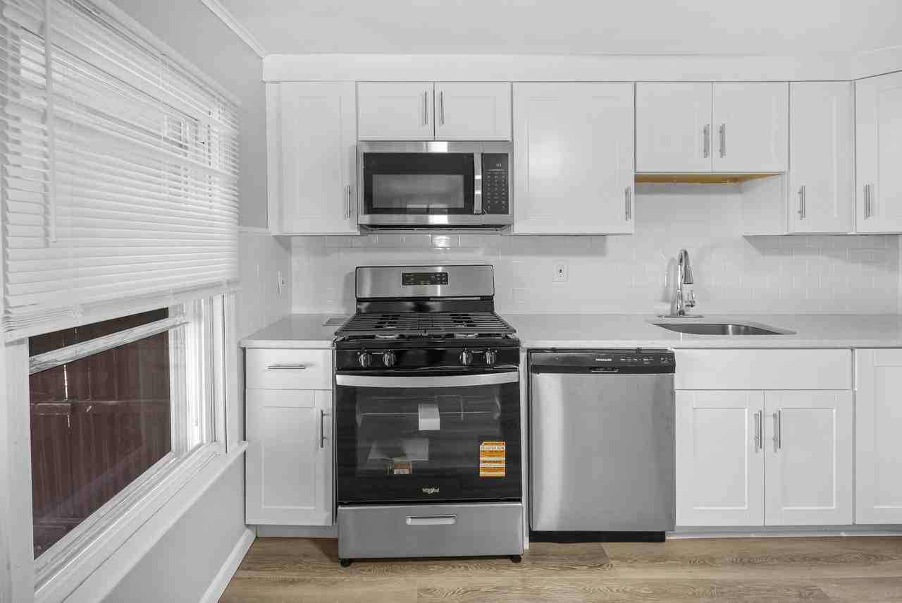 53 13th St #SF - Photo 4 of 50