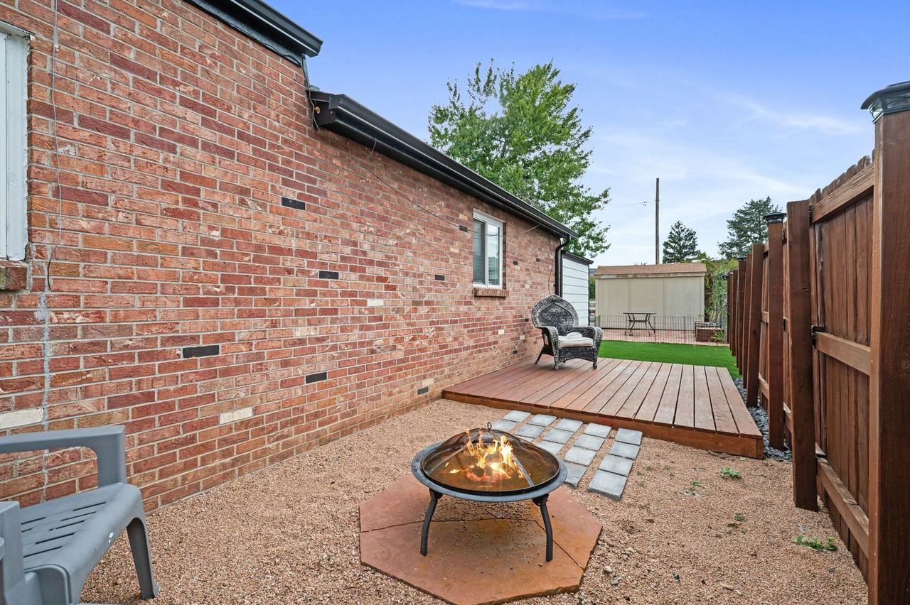 14195 W 50th Ave - Photo 4 of 25