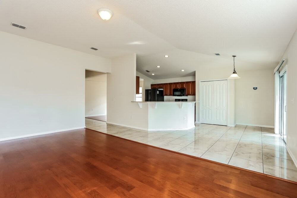 12592 White Cedar Trl - Photo 4 of 16