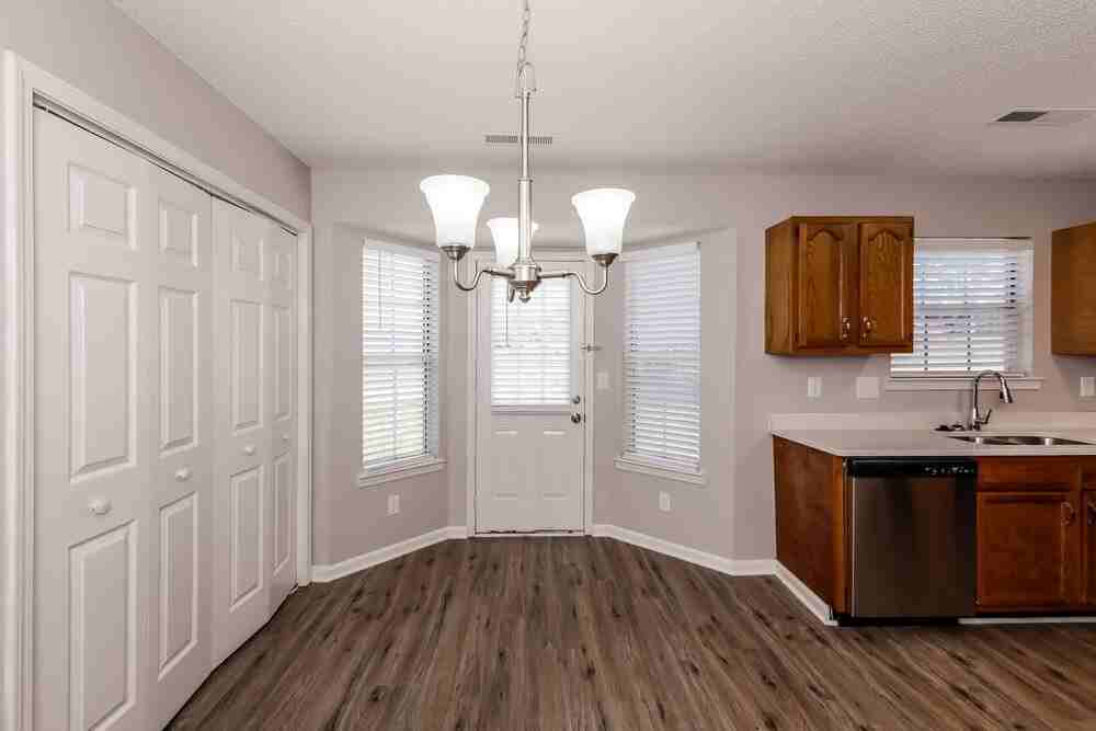 3213 Green Meadow Way - Photo 6 of 16
