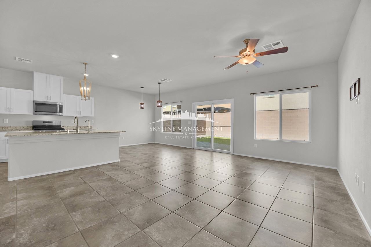 3752 Ramura Ave #1 - Photo 4 of 41