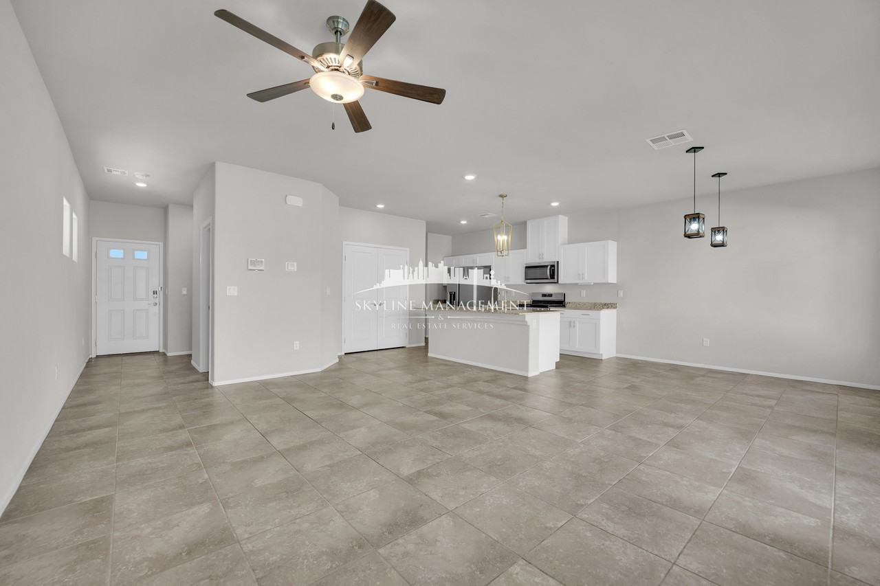 3752 Ramura Ave #1 - Photo 5 of 41