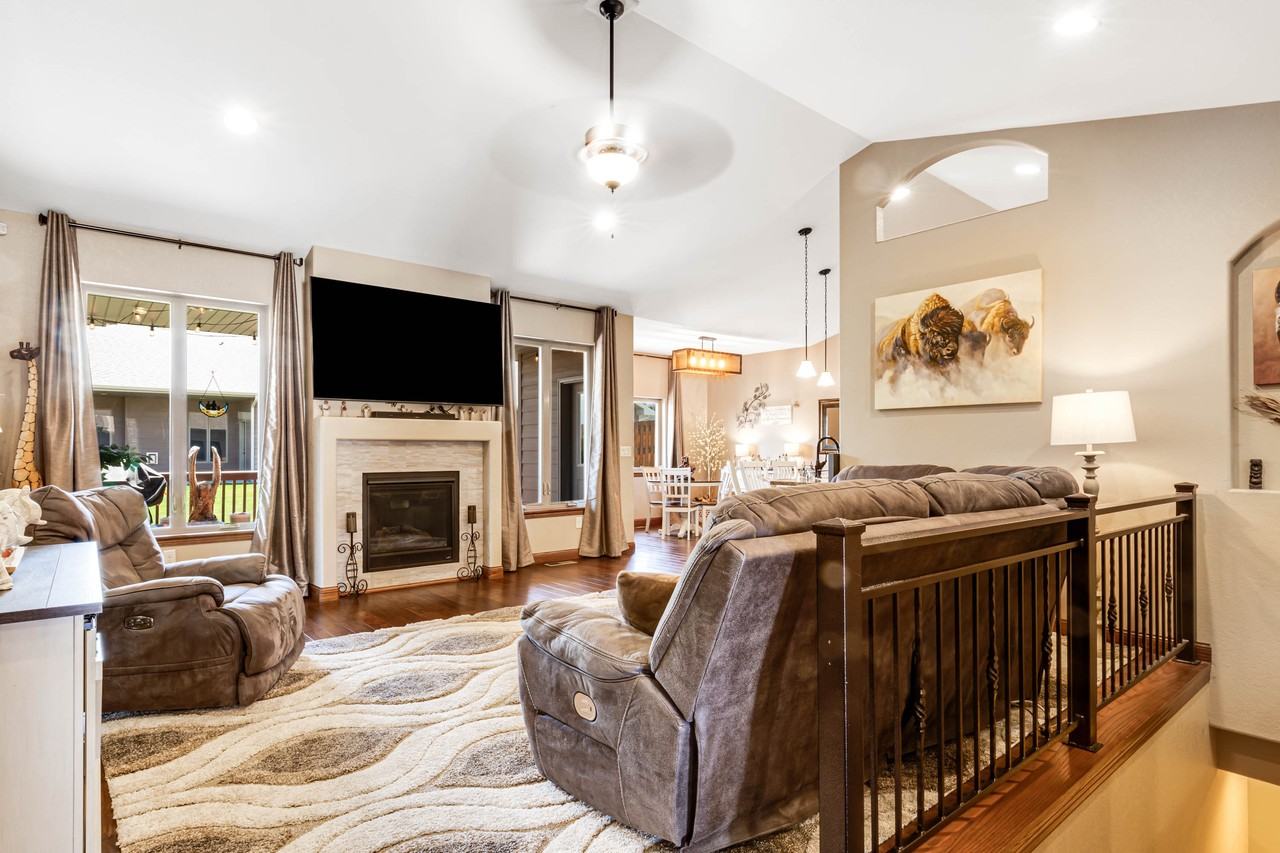 301 Enchanted Pines Dr #1 - Photo 7 of 28