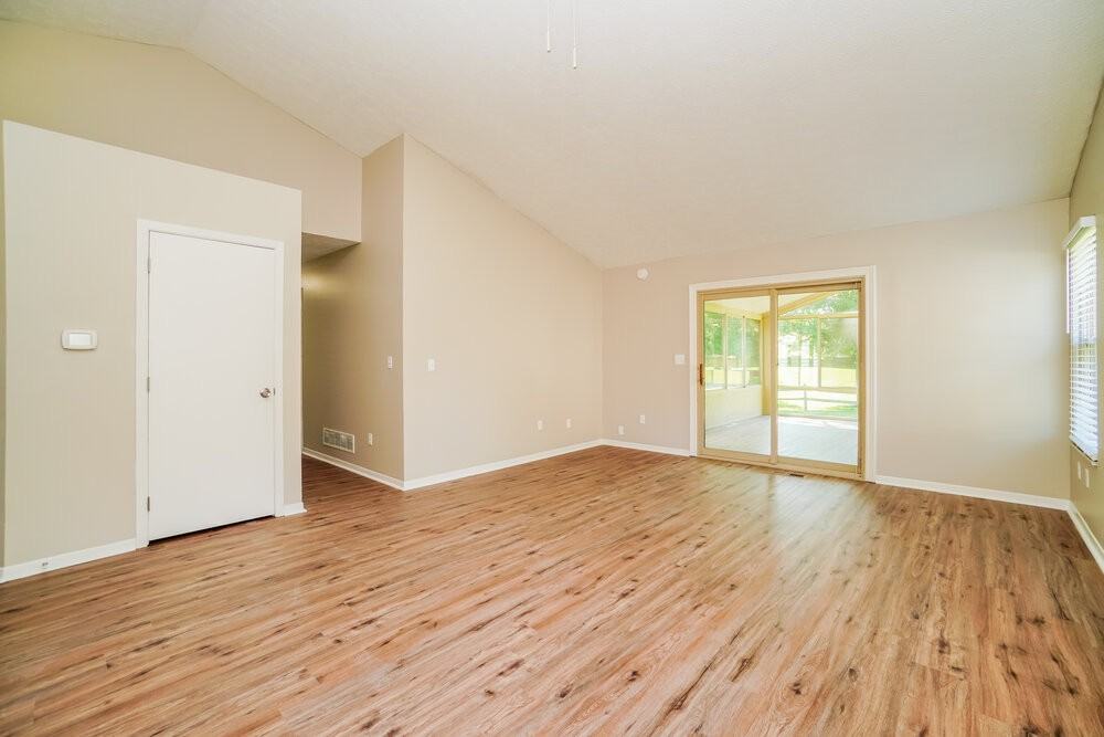 947 Barleycorn Pl - Photo 5 of 17