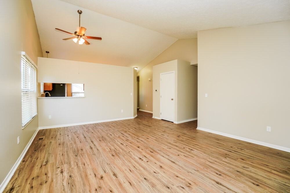 947 Barleycorn Pl - Photo 7 of 17