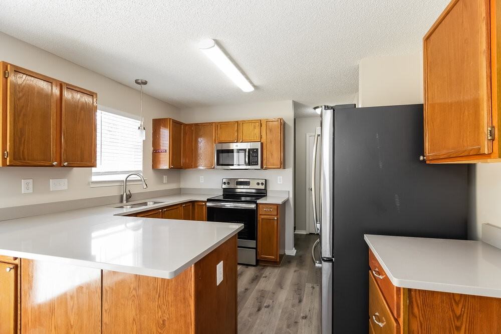 3064 Parade Ln Sw - Photo 6 of 17