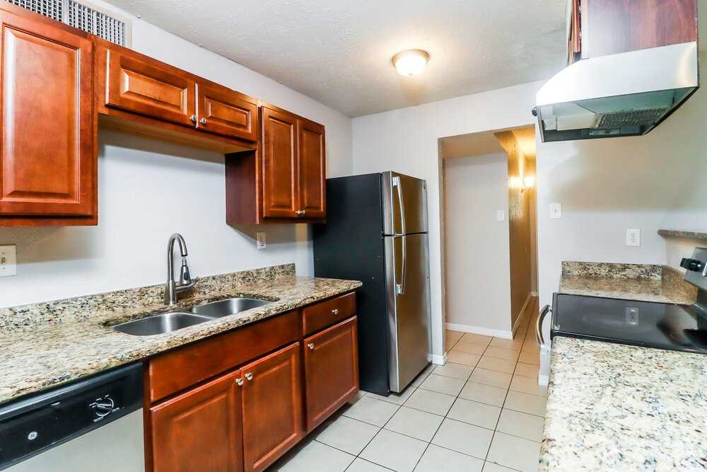 7308 Lea Pl - Photo 7 of 16
