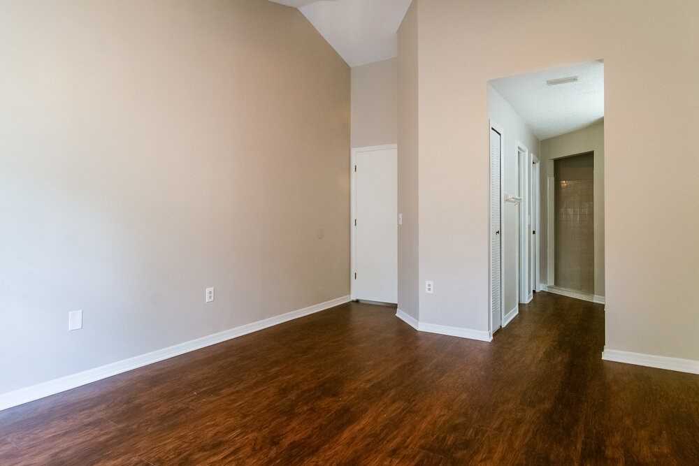 8000 Gamboge Ct - Photo 7 of 15
