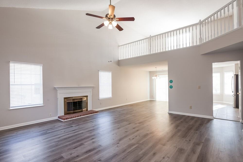 11507 Kempsford Dr - Photo 4 of 17