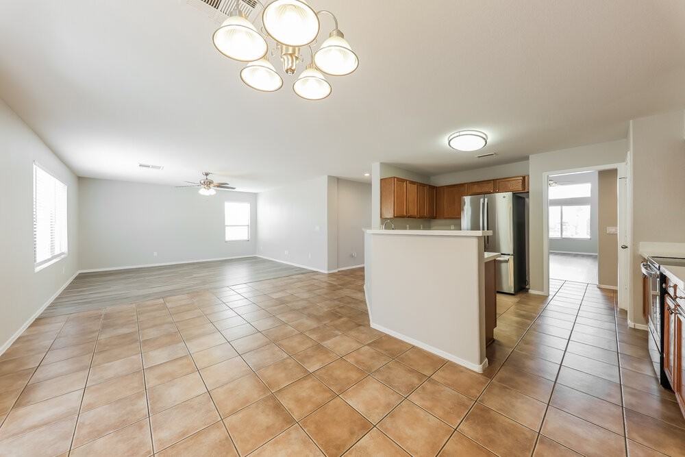 16176 N 159th Ave - Photo 5 of 16