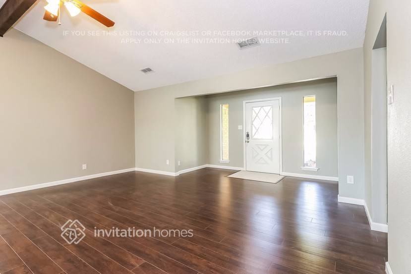 713 Ridgewood Cir - Photo 3 of 24