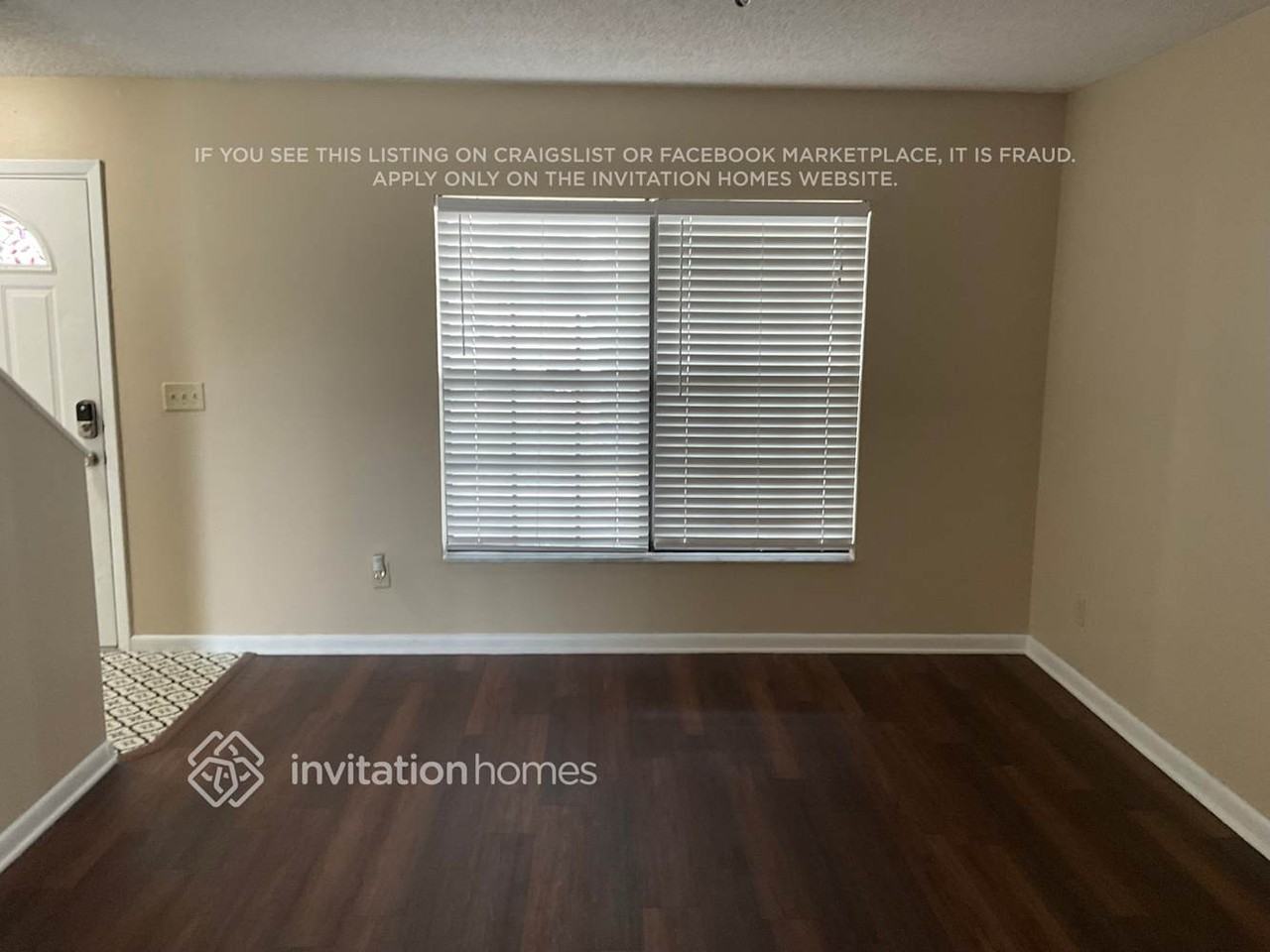 12415 Kiwi Ave - Photo 2 of 16
